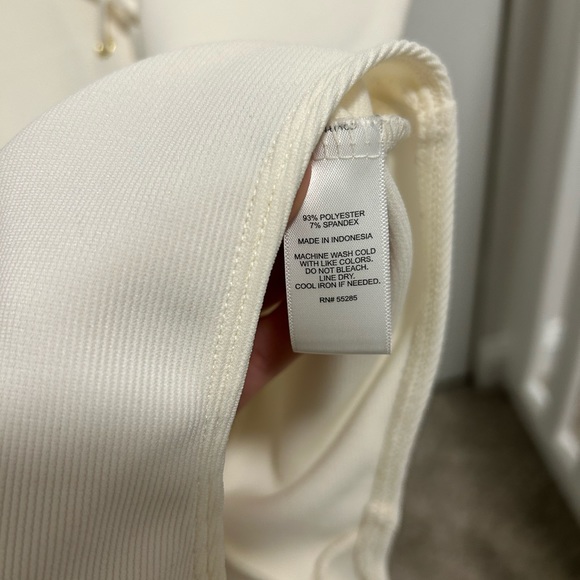 Express White Bodysuit - Picture 6 of 10